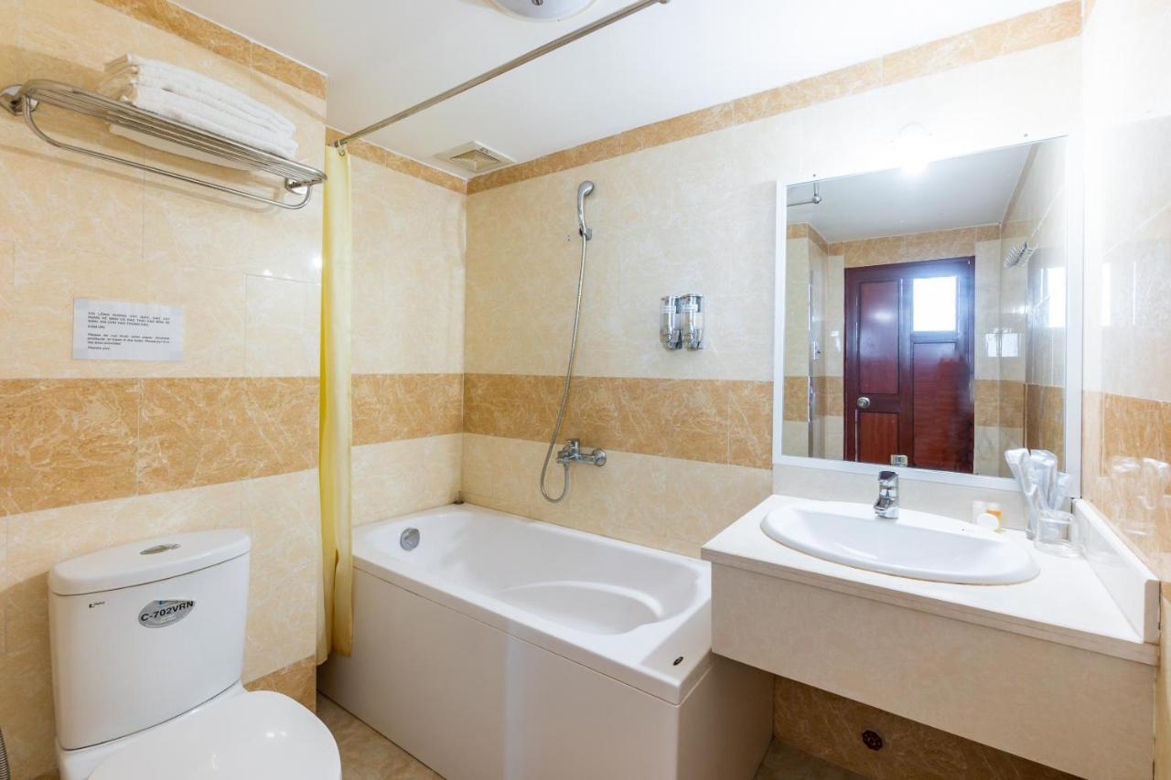 Oyo 455 Grand Bostand Hotel Da Nang Exteriör bild